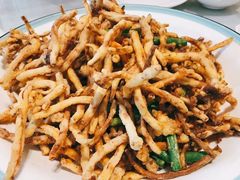 -吴记酱骨炖菜馆(康安路店)
