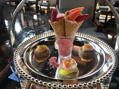 -三亚湾海居铂尔曼度假酒店