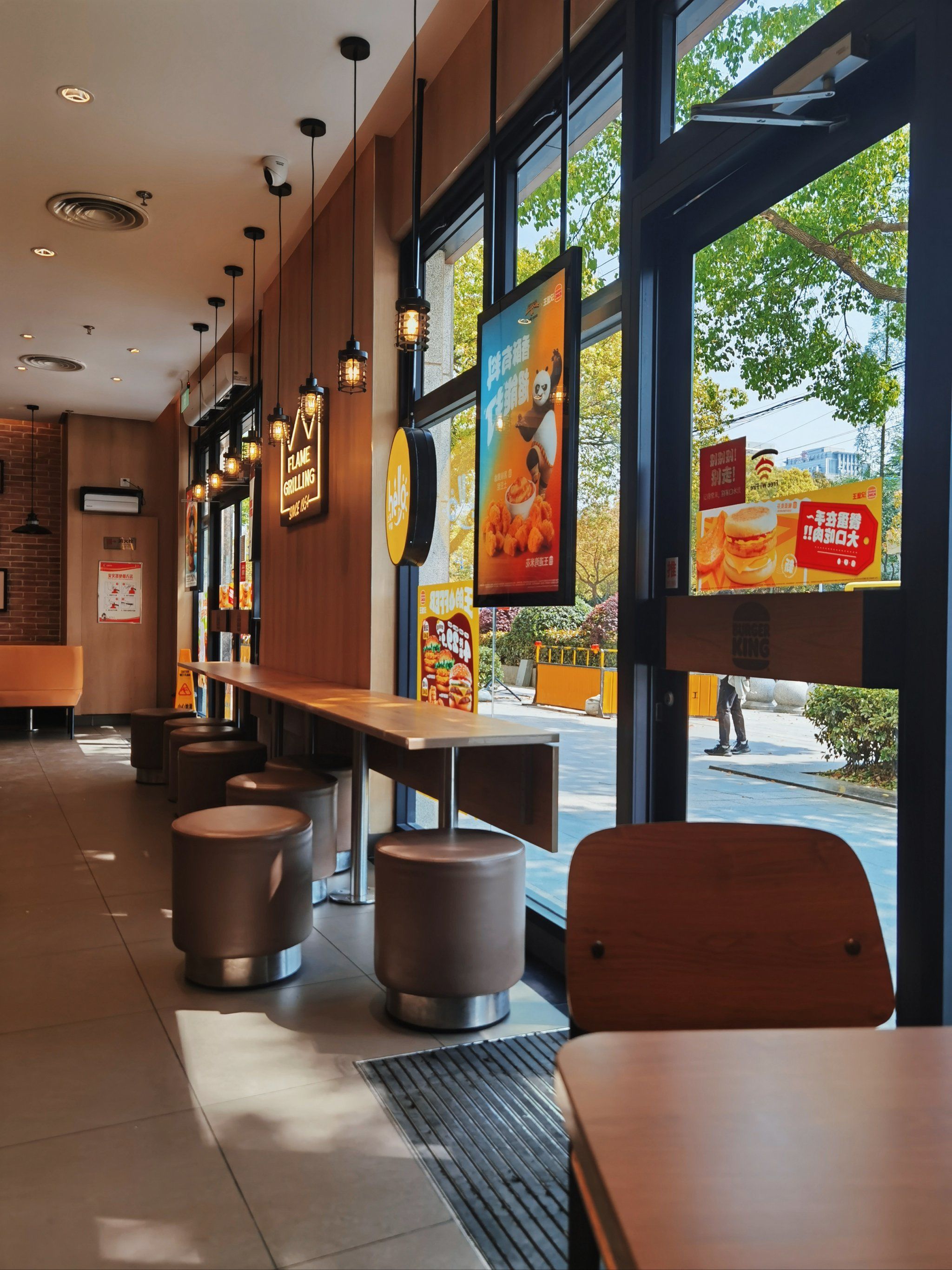 汉堡王～11号线嘉定北站附近的快餐店