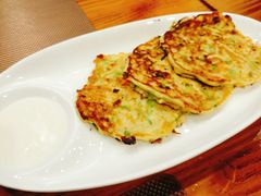 西葫芦饼配酸奶-TUK土耳其餐厅·下午茶(卢湾店)
