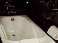 -深圳皇庭V酒店