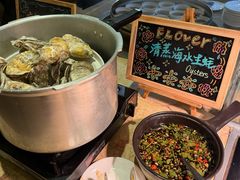 -大中华希尔顿酒店-念自助餐·嗨啤·小龙虾
