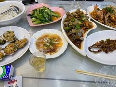 -覃记海鲜美食餐厅