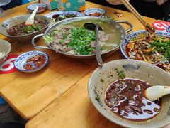 -杨三娘跷脚牛肉(羊子山西路店)