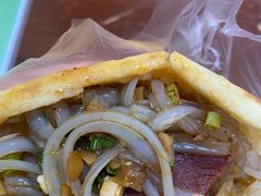夹牛肉凉粉-小陈方酥锅盔(古城总店)
