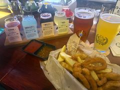 -麦落精酿啤酒餐吧(先农大院店)