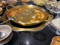 -顶顶汤火牛排火锅·经典铜锅涮肉