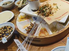 -怪噜范·老贵阳街头名小吃(鸿通城店)