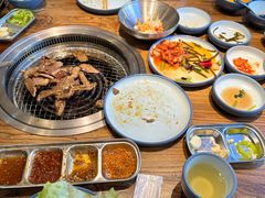 -明洞阿姨·韩式酱蟹烤肉·创意料理(三元桥店)