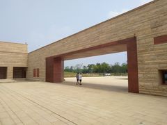 -盘龙城国家考古遗址公园