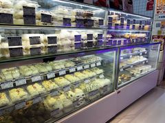 -白玉兰食品甜凤店(合生汇店)