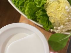 -三人行骨头王火锅(长寿店)