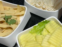 -周姑娘不等味·牛羊肉火锅·螃蟹罗氏虾·烤鱼烤串(高邮店)