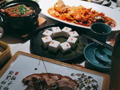 -荷塘秋月·本帮江浙菜(国权路店)