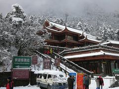 -峨嵋山金顶