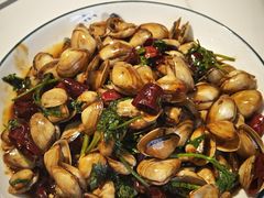 -嗨辣小聚·盘锦河蟹·海鲜烧烤龙虾(盘锦十年好店)