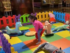 -岷山饭店-芝芝自助餐厅