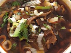 -薛记襄阳香辣牛肉面(平安路店)