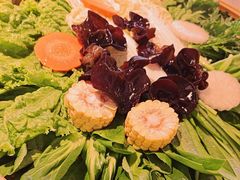 -尚尚仙·酸汤猪手·猪肚鸡火锅(华联万柳购物中心店)