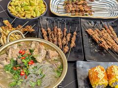 -许哥东北烧烤·铁丳烤串·宫后夹肉(繁花中心店)