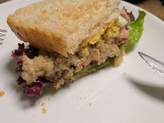 -HIGH FIVE哈福手工汉堡(桂林路店)