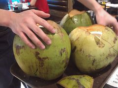 -东椰·海南椰子鸡火锅(朝阳门店)