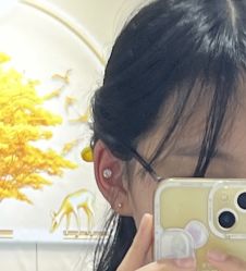 -AI艾耳·专业手工耳洞·穿孔美学馆