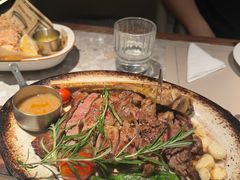 -J·one Bistro吉萬酒厨·牛排