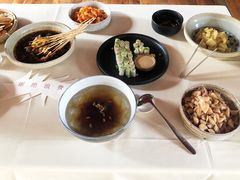 -泓0871臻选云南菜·味庄