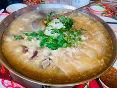 杀猪菜-闯关东东北农家菜(崂山石老人店)