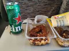 -周黑鸭(地铁虹桥火车站店)