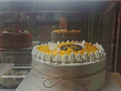 -皇冠幸福里动物奶油生日蛋糕(古田三路店)