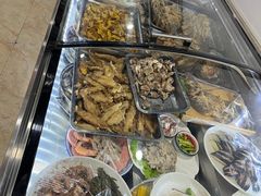 -鑫渔港海鲜本地菜·山海关浑锅(东戴河店)