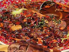 -八府香鸭·啫啫煲(华山路店)