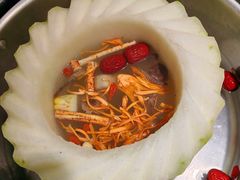 -得意咚瓜·顺德鱼生·冬瓜火锅(深圳首店)