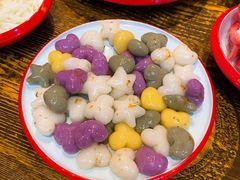 Q版年糕-老闵田螺馆·南昌市井菜·特色小吃(总店)