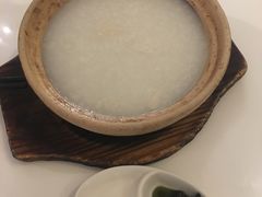 -新大咀港式茶餐厅(宝山万达店)