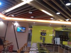 大堂-呷哺呷哺(世贸.工三店)