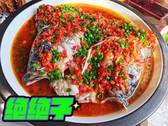 剁椒鱼头-良师门滨海人家·海鲜·家常菜(滨海城店)