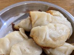 -黄阿姨锅贴大王(万航渡路店)