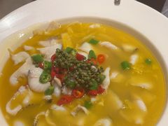 -川流不息·地道川菜·小龙虾(新松江路店)