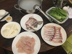 -正能量脆肉鲩火锅