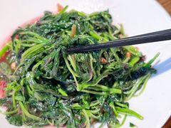 -黄泥岗·地道湖北菜(奥特莱斯店)