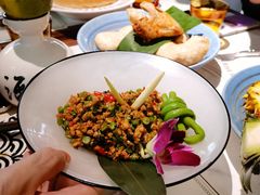 罗勒叶炒鸡肉碎-太食獸泰式茶餐厅(北美新天地店)