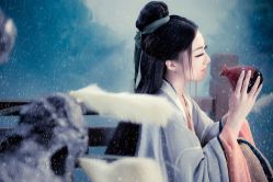 点击看大图 -九月鹰飞汉服摄影工作室