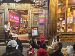 -阿婆情腊排骨火锅(金虹路店)