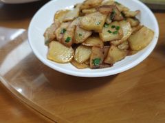-芦茨金富饭庄·25年老字号·专做稻草鸡