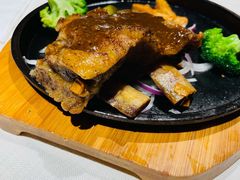 燃焰朗姆牛排-俄士厨房(时代天街店)