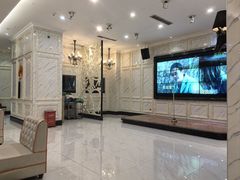 -皇马纯KTV·量贩·聚会(民治店)
