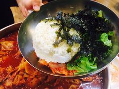 -亲昵春川鸡排(韩国美食街店)